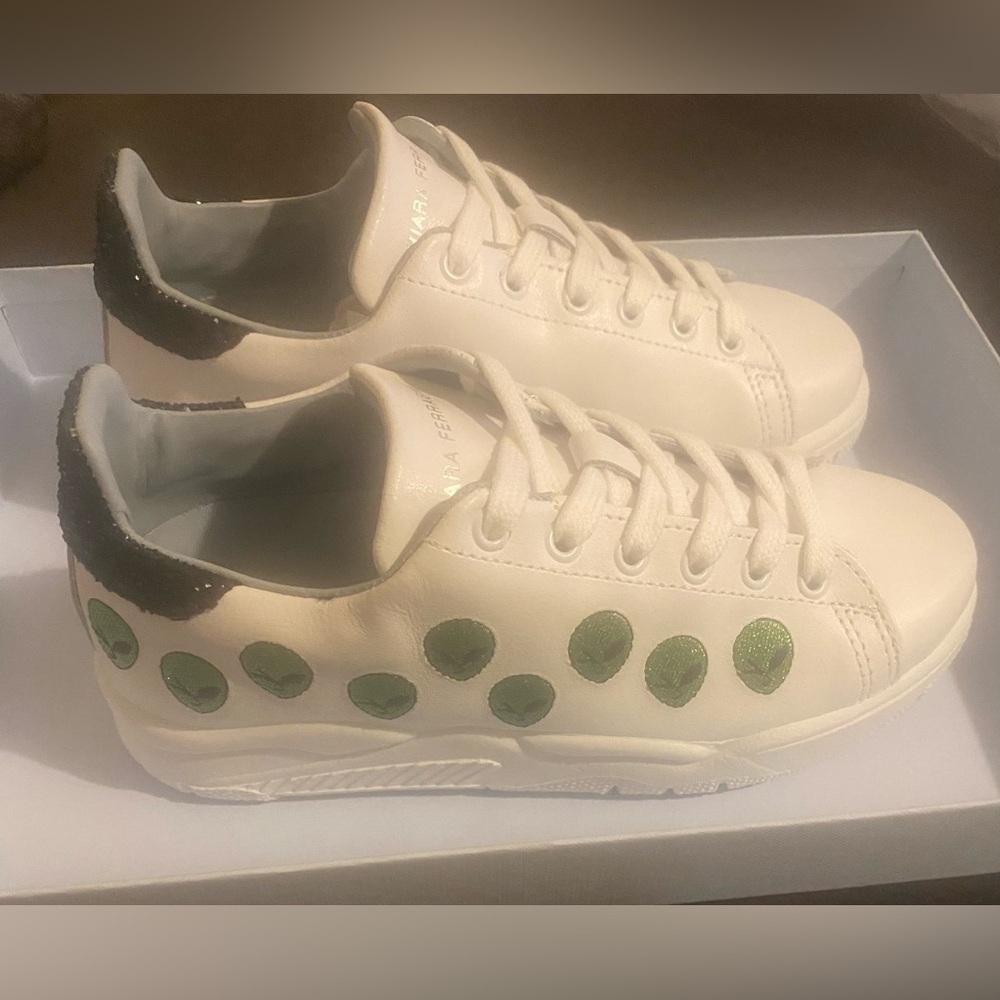 Chiara Ferragni Roger Sneakers in Alien